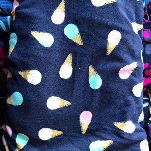 Lularoe ice cream leggings